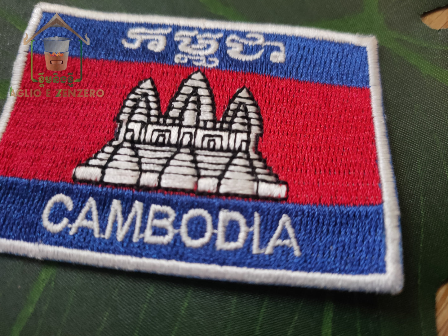 Patch con bandiera cambogiana